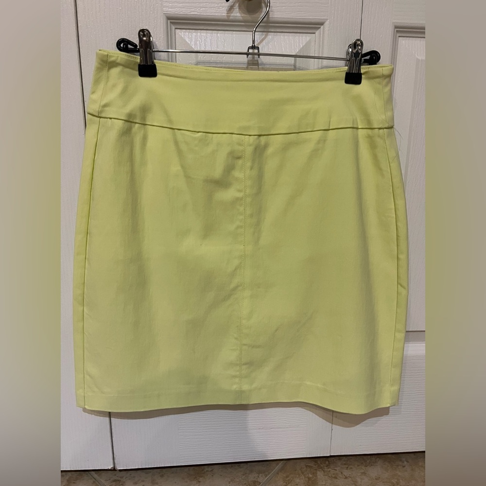 LuLu-B Women’s KEYLIME color COMFY Straight Stretch Skirt